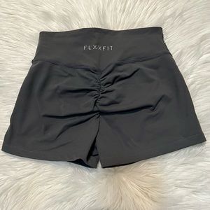 Flxxfit Scrunch 3” Shorts